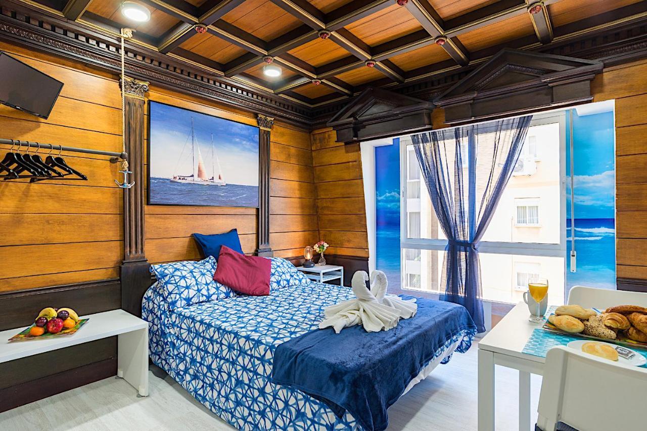 Citycenter Pirates Room, Young People Only Malaga Ngoại thất bức ảnh