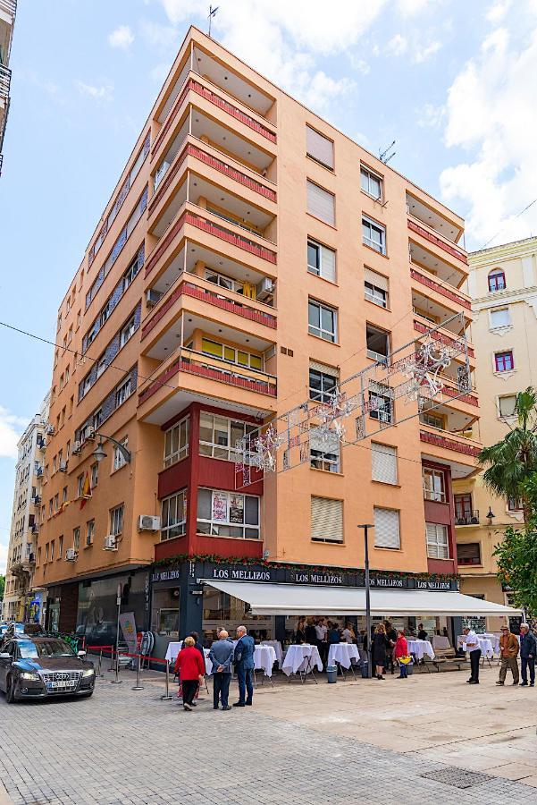 Citycenter Pirates Room, Young People Only Malaga Ngoại thất bức ảnh